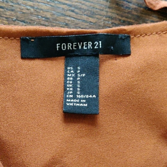 Forever 21 Keyhole Cami Maxi Dress - Picture 4 of 7